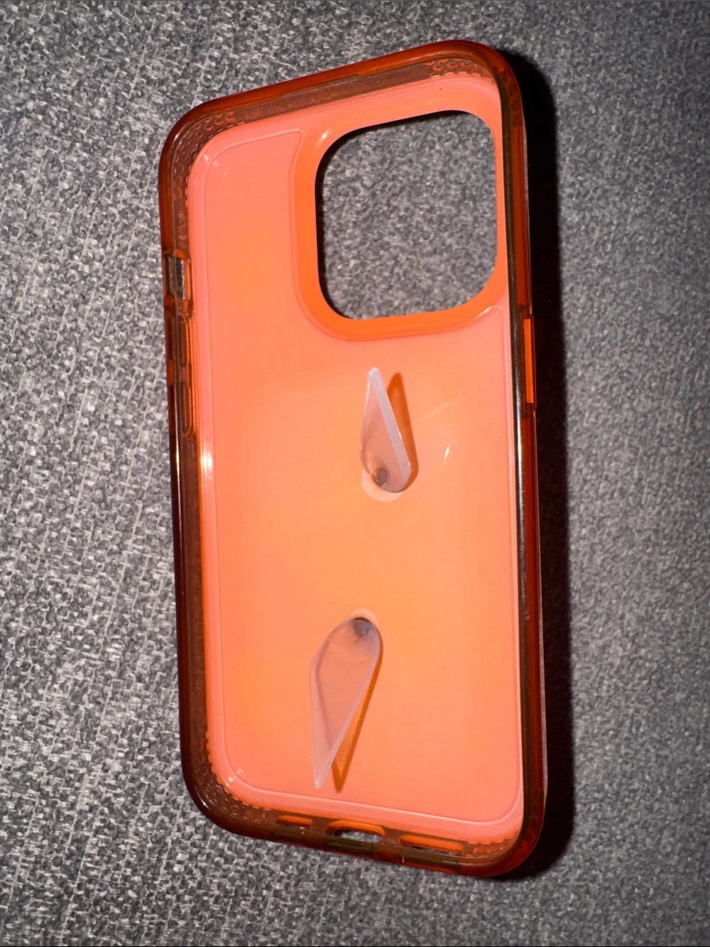 Floral Burst Loopy Phone Case iPhone 15 Pro